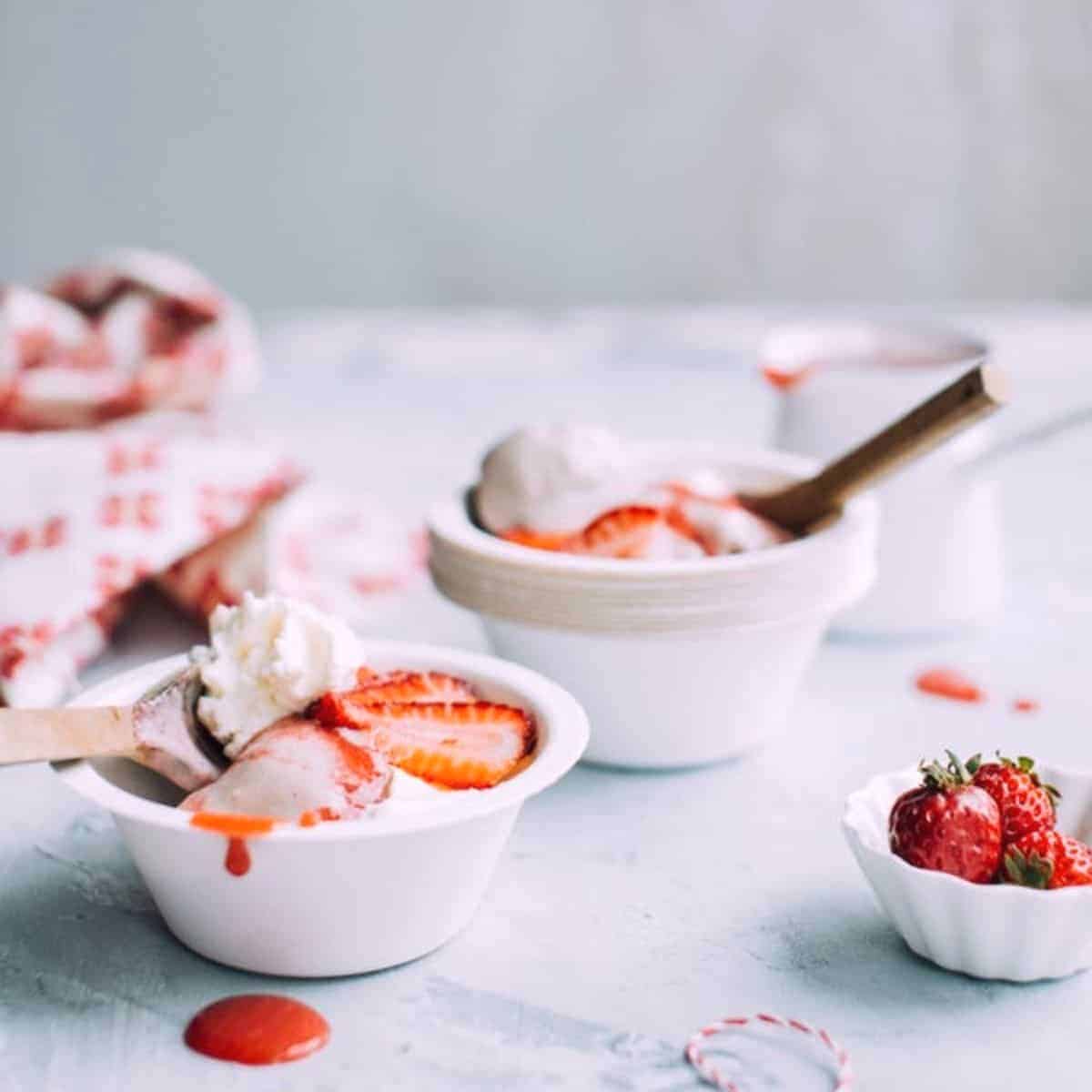 How to Make Easy Vegan Strawberry Ice Cream
