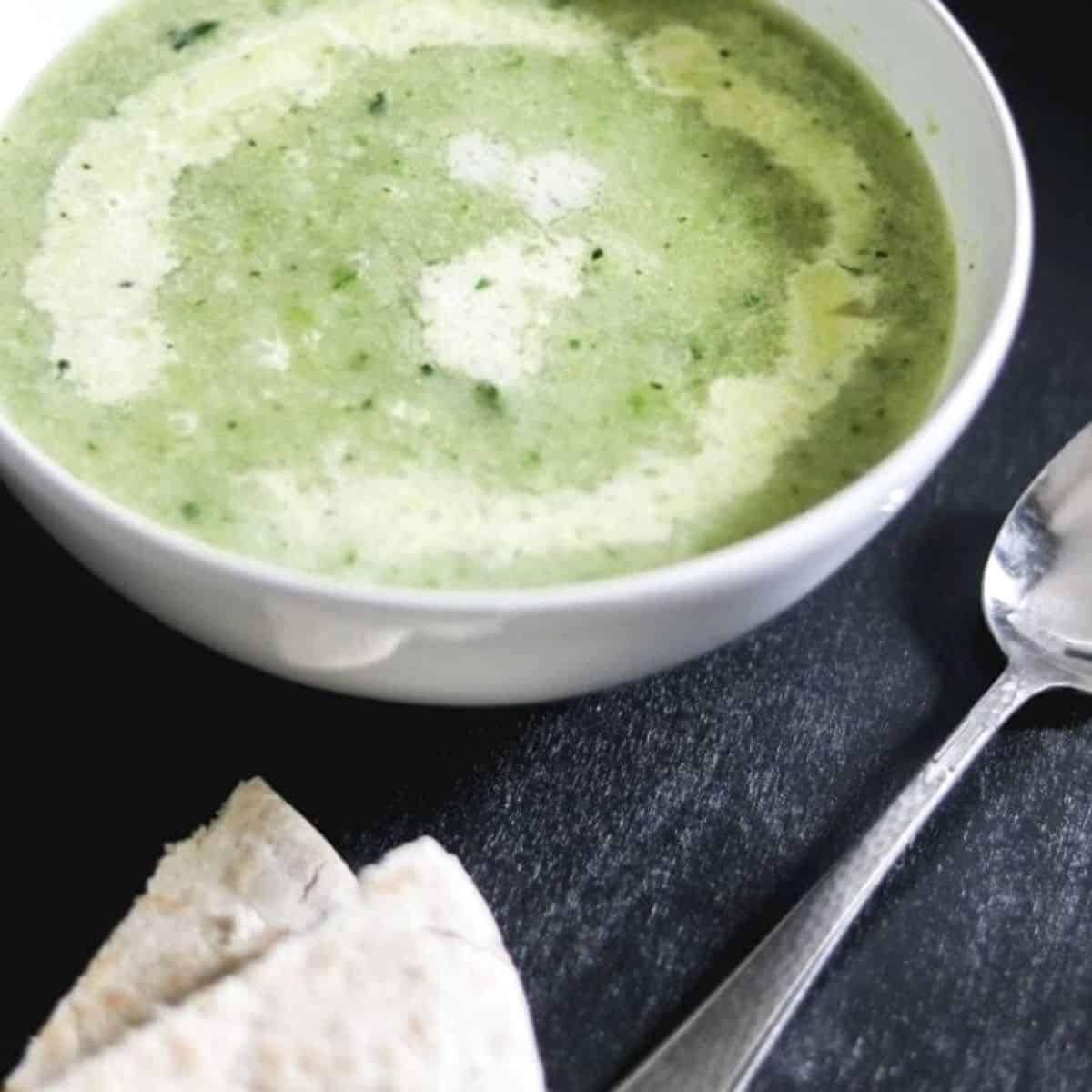 How to Make an Easy Vegan Spring Pea Soup Recipe